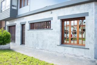 Luminoso PH con 2 dormitorios, patio - 9