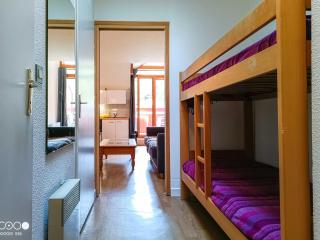 Studio avec balcon, parking et Wi-Fi au cœur de Brides-les-Bains - FR-1-512-266 - 1