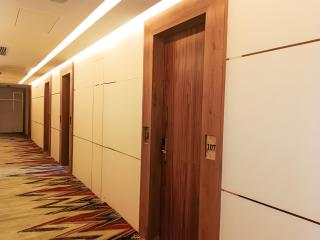 The Maharaja Crest - 6