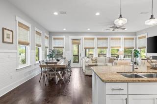 Seagrove Sunshine - 1