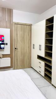 Shortletbylolami - 1