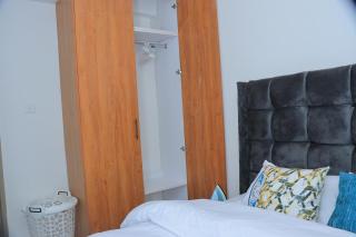 Royal Suburbs by Tsavo - 5