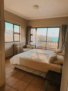 Wild Bay - Hole in the Wall Resort - 1