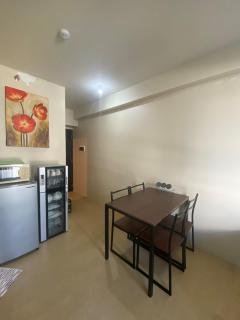 Condo Unit in Centrio Towers CDO MR Home Stays - 4
