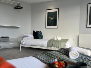 The Aviary - Lower - Spacious 3 bed Apartment - 5