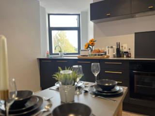 The Aviary - Lower - Spacious 3 bed Apartment - 4