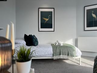 The Aviary - Lower - Spacious 3 bed Apartment - 4