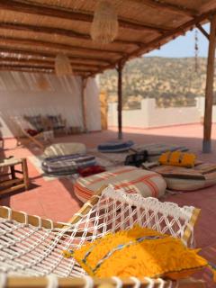 Villa privée 1er étage en location avec piscine et jardin - 9