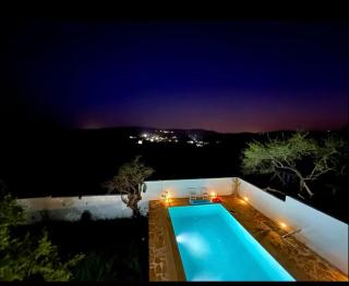 Villa privée 1er étage en location avec piscine et jardin - 4