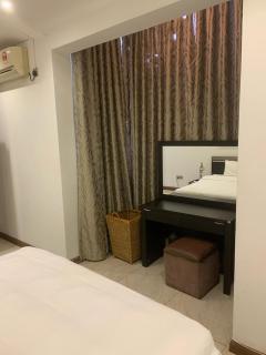 Crown Luxury Serviced Apartments - 2