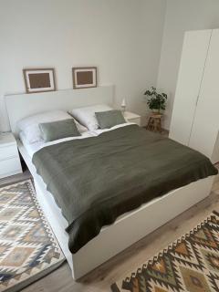 Prague Airport Apartment - 8
