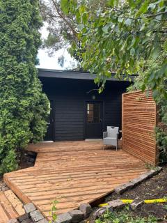 Small guesthouse in garden - 6