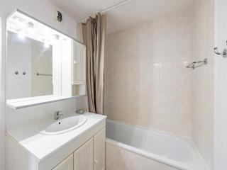 Appartement confort 7 pers, 33m², balcon sud, proche pistes et commerces - FR-1-807-73 - 2