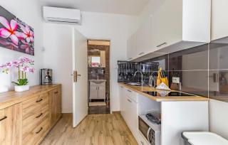 Gorgeous Apartment In Banjole With Wifi - 8
