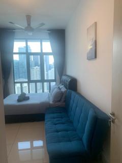 Cozy Stay at Legasi 5 min Walking distance to KLCC 2 - 3