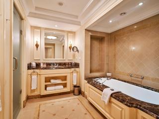 Fairmont Grand Hotel Kyiv - 8