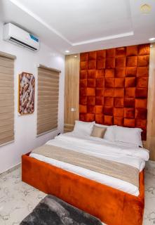 Luxury 1BR Apartment with Pool 12min from Airport - 6