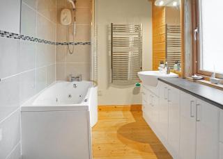 Caddys Corner Lodges - 7