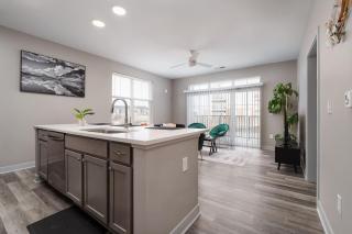 Cozy Whitestown 2BR Sunset Haven - 2