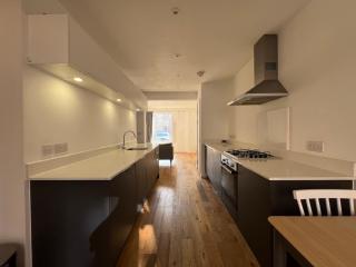 Modern new build 3 bed house Manchester Stockport - 6