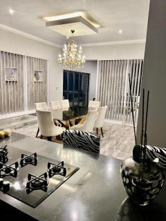 oliphant private House - 3