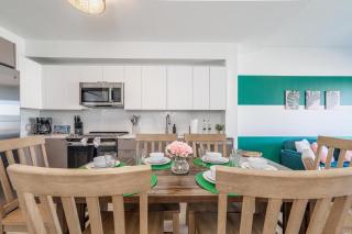 Stylish 2BR 2BA, Near Miami and FTL, Free Parking - 4