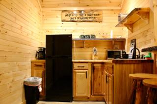 The Sundowner on Lake George - 1