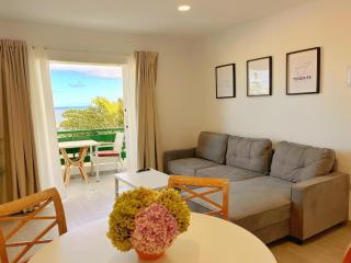 Salt & Serenade Modern Ocean View Apartment with Pool in Bajamar - 0
