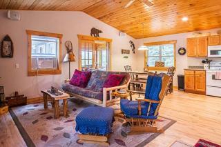 Quaint Clam home - 4