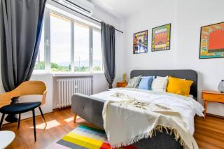 Super Fresh! 3bdr Apartment In Sofia Center's Artistic Area - 9