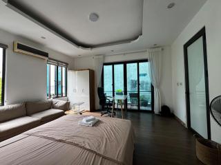Spacious room in villa, steps to West Lake - 5