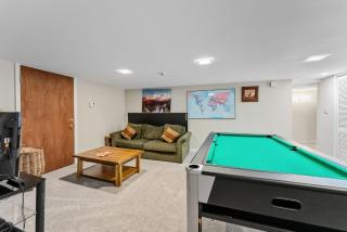 5 BDR Spacious Retreat Peaceful and Serene Views - 6