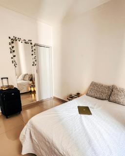 Apartamento em Pitangueiras - Four Seasons Guarujá - 2