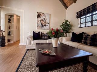 AFRICA WILD HERMANUS Luxury Self Catering Accommodation - 9