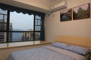 Zhangjiajie 72 Wonder Tower Neighbour's House - 8