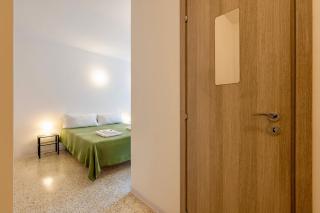 Minimal Apartment Navigli - 7