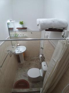 White Room in Colombo Seven - 9