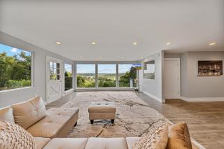 Casa Mattia 4BR Luxury Mountain Home - 2