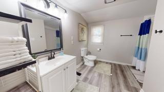 Indy for 8 | Pet-Friendly, Affordable & Central - 5