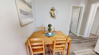 Indy for 8 | Pet-Friendly, Affordable & Central - 2