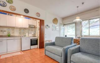 1 Bedroom Lovely Apartment In San Saturnino - 8