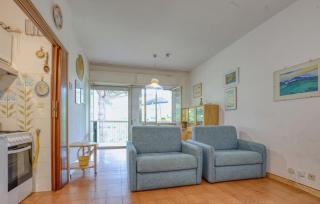1 Bedroom Lovely Apartment In San Saturnino - 1