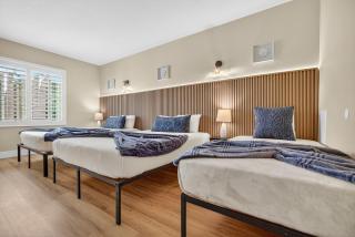 7601 CA StaySky Suites - 8