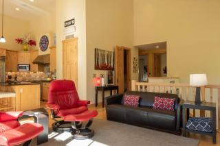 Angani Way Townhome 104 - 6