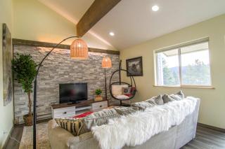 Big Sky Basecamp Walk to Trails + Private Patio - 0