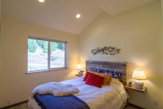 Big Sky Basecamp Walk to Trails + Private Patio - 6