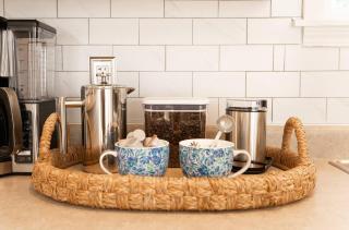 Steps to Lucas Oil | Hot Tub + Pet Friendly - 3