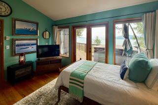 The Nest on Guemes - 1