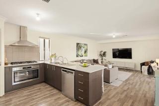 Modern Family Retreat in the Heart of Brabham - 1
