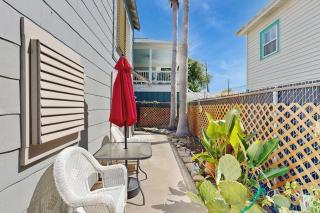 Little Bayou (Downstairs) - 9